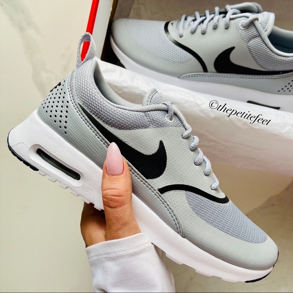 Nike Shoes - NWT Nike Air Max Thea